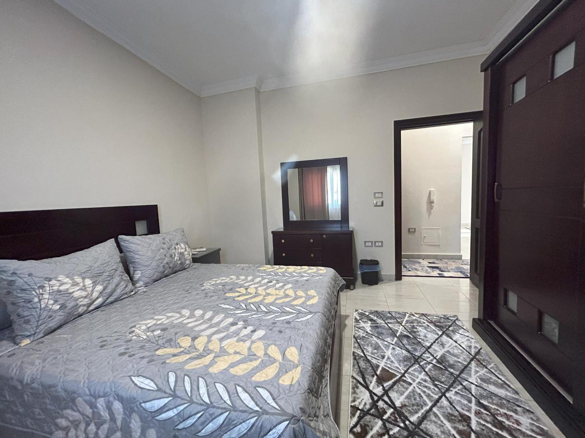 Luxury Apartments Beside Mall Of Arabia And Dar Al-Fouad Hospital - Families Only- No Alcoholic Beverages 6th of October City المظهر الخارجي الصورة