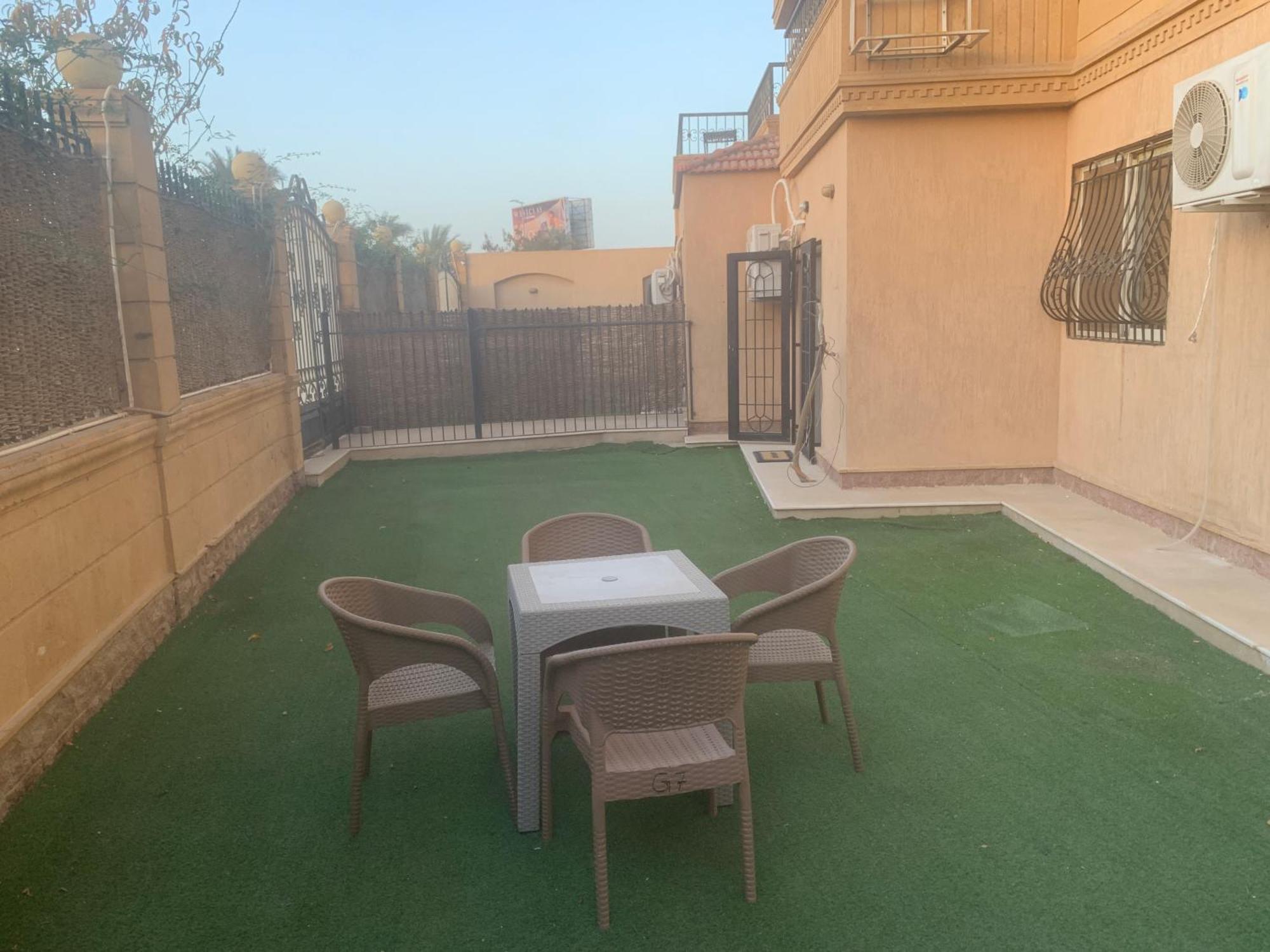 Luxury Apartments Beside Mall Of Arabia And Dar Al-Fouad Hospital - Families Only- No Alcoholic Beverages 6th of October City المظهر الخارجي الصورة